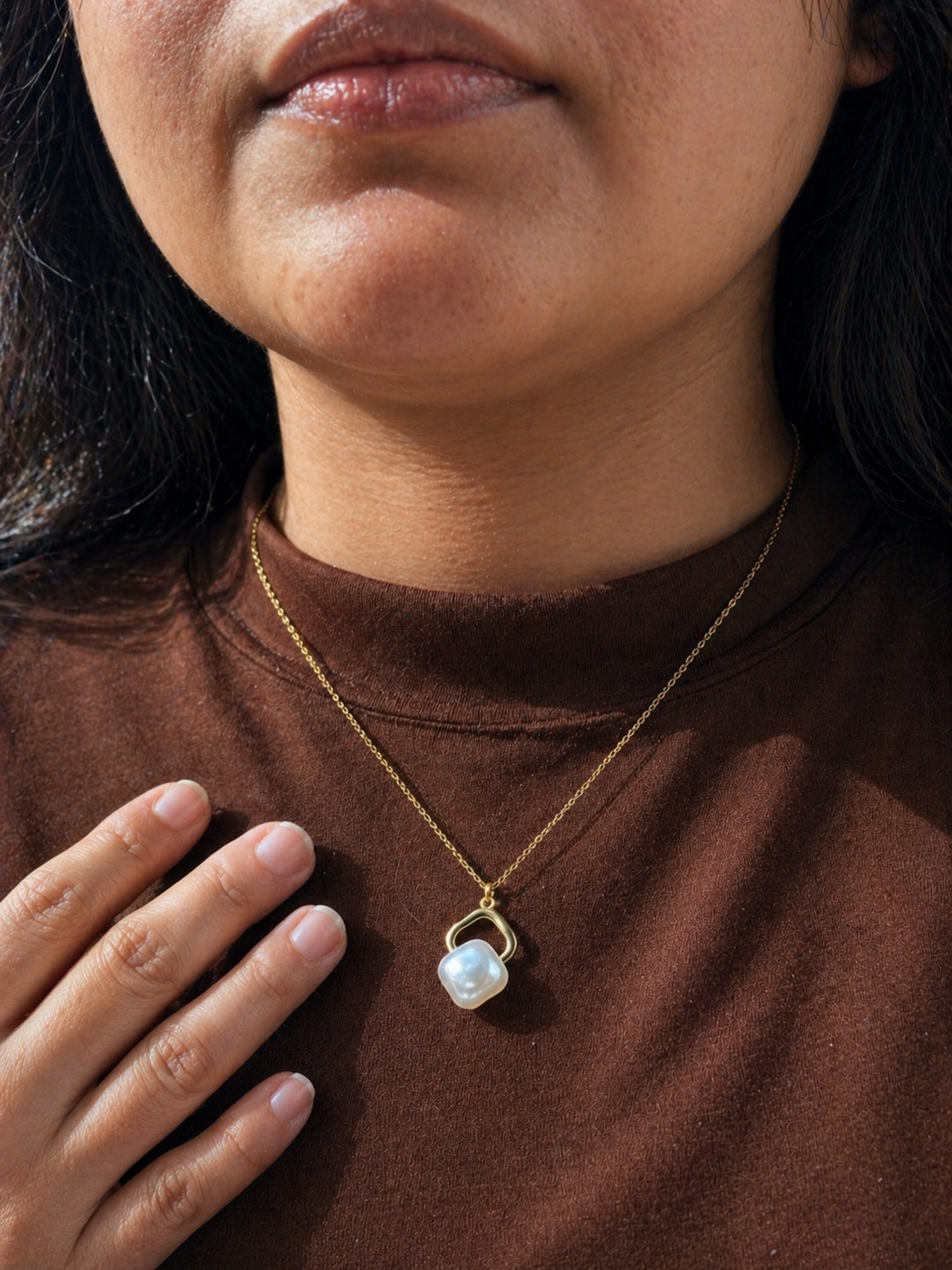 Golden Pearl Lock Necklace