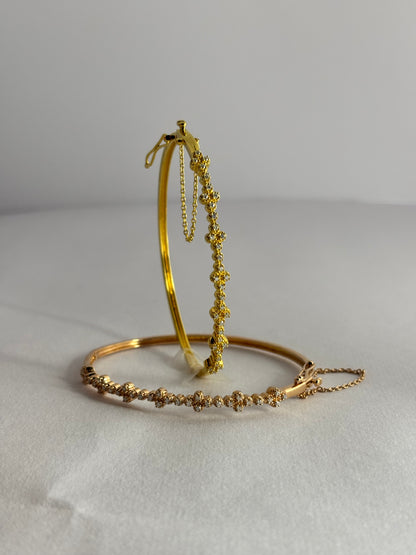 Golden Blossom – Moissanite Floral Bangle