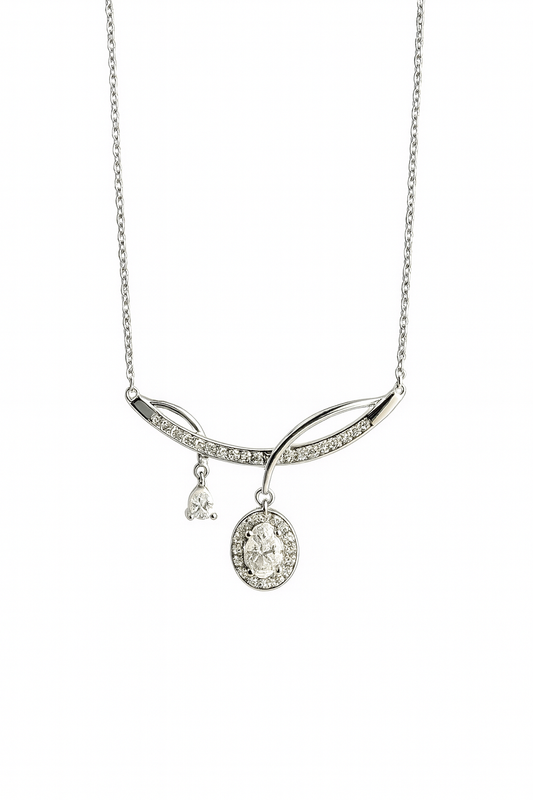 Moonlit Charm – Silver Moissanite Necklace