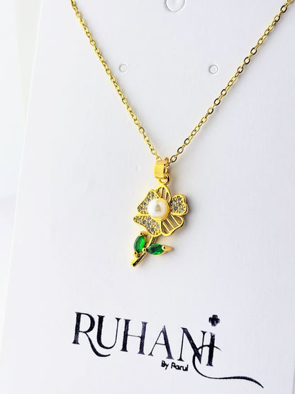 Floral Grace – Stainless Steel Necklace