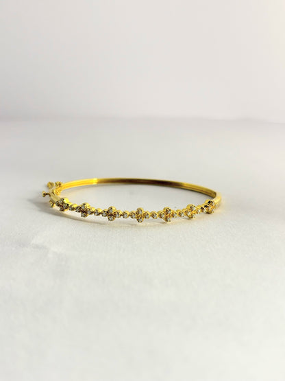 Golden Blossom – Moissanite Floral Bangle
