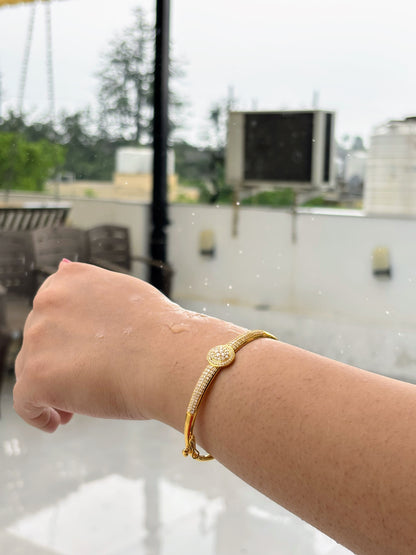 Golden Aura – Moissanite Encrusted Bangle