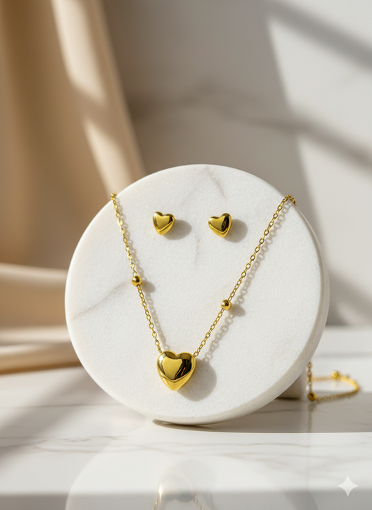 Golden Heart Necklace Set