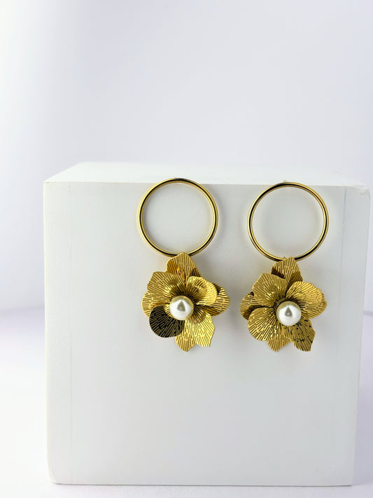 Golden Bloom Pearl Earrings