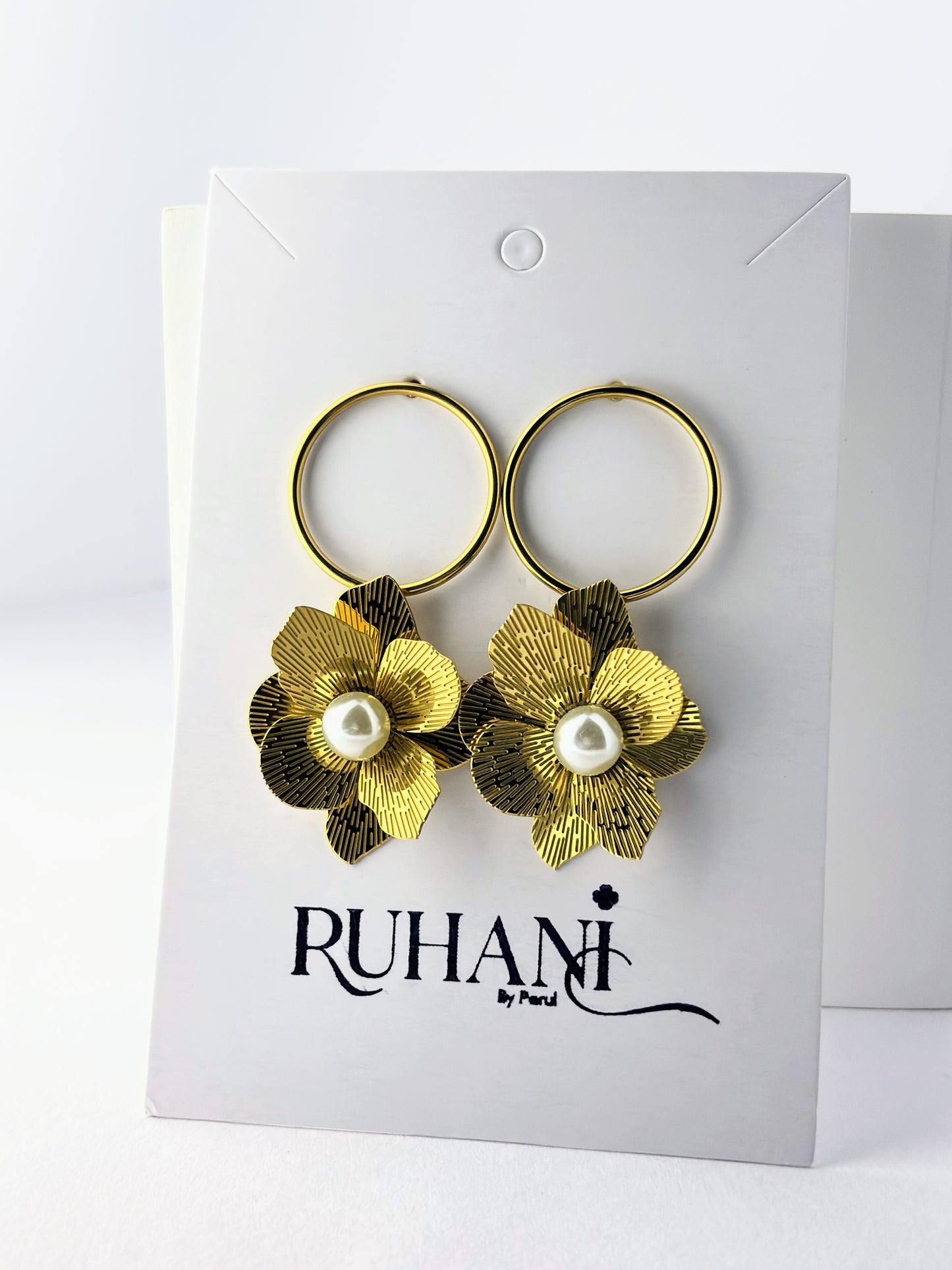 Golden Bloom Pearl Earrings