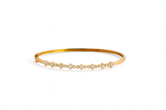 Rose Glow – Moissanite Floral Bangle