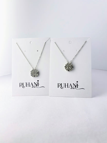 Magnet Hearts Silver Necklace