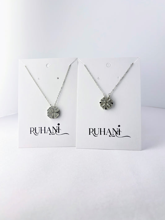 Magnet Hearts Silver Necklace