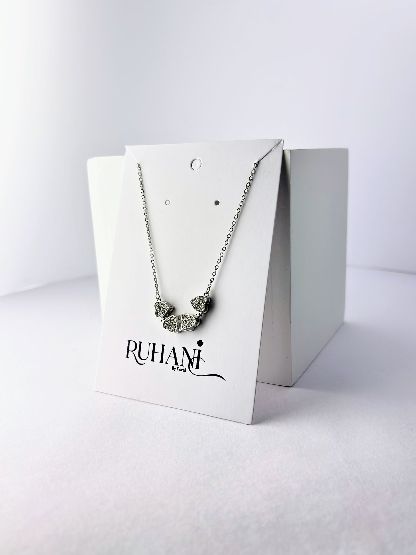 Magnet Hearts Silver Necklace