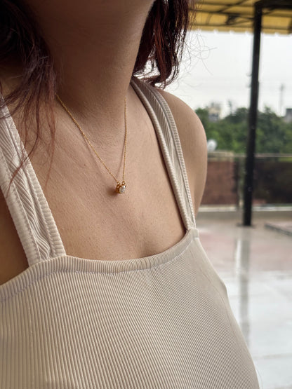 Rose Solitaire – Elegant Moissanite Necklace