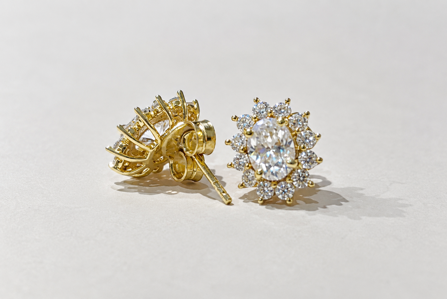 Noor Majesty Studs
