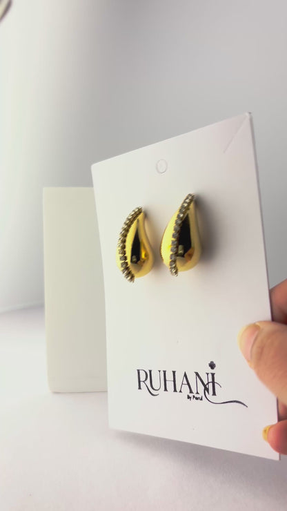 Golden Crystal Teardrop Earrings